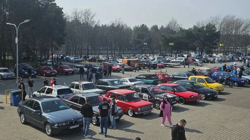 Zlot / Spot – Zakończenie sezonu GOC i parada klasyków po nitce Toru Poznań
