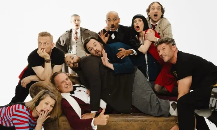 Coś poszło nie tak / The Play That Goes Wrong